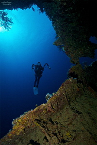 Dunraven wreck
View from the inside by Iyad Suleyman 
